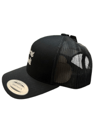 Image 3 of Gorra trucker Bordado DEUS VULT