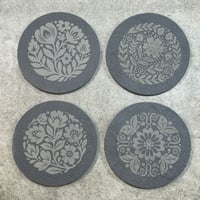 Image 1 of Slate CoasterSet - Flower Circle