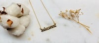 Collier engagé "saleconne"