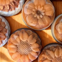 Cheerful Sandalwood Vanilla Goat’s Milk & Glycerin Soap| Handcrafted,