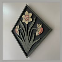 Image 2 of Daffodil Diamond