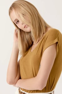 Image 2 of Camiseta Lison Camel