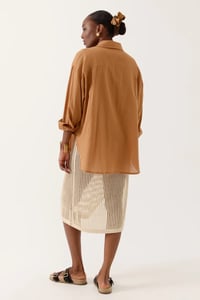 Image 2 of Camisa Yerina Caramel