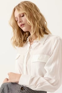 Image 3 of Camisa Blanca Aresia 