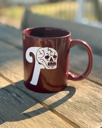 P SKULL MUG