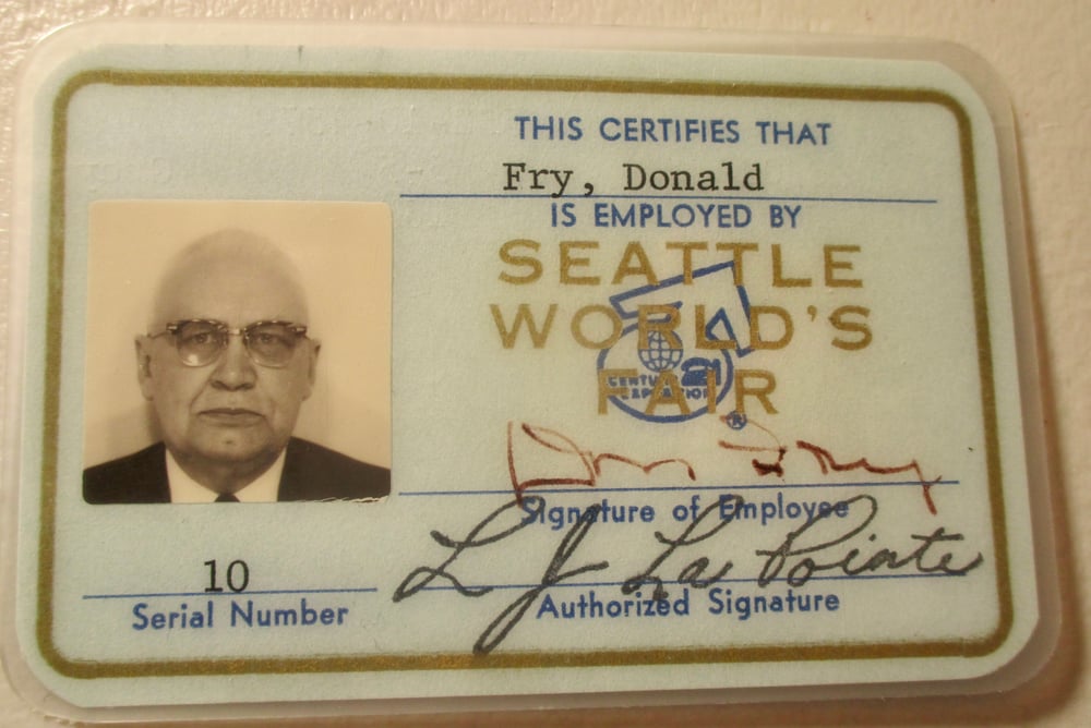 SEATTLE WORLD'S FAIR CENTURY 21 EMPLOYEE OR MEDIA IDENTIFICATION FROM THE 1962 EXPO--LOT #1