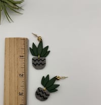 Image 2 of Dancin' Aloe Potted Plant Dangles