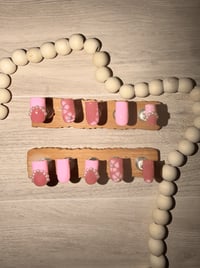 Image 1 of SHORT SQUARE PINK PEARL ACRYLIC NAILS