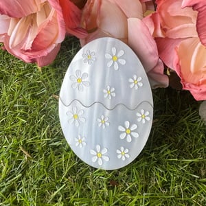 Image of Easter Surprise Brooch - Ibis Daisy