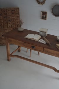 Image 4 of Ancienne table de métier en chêne massif - ancienne