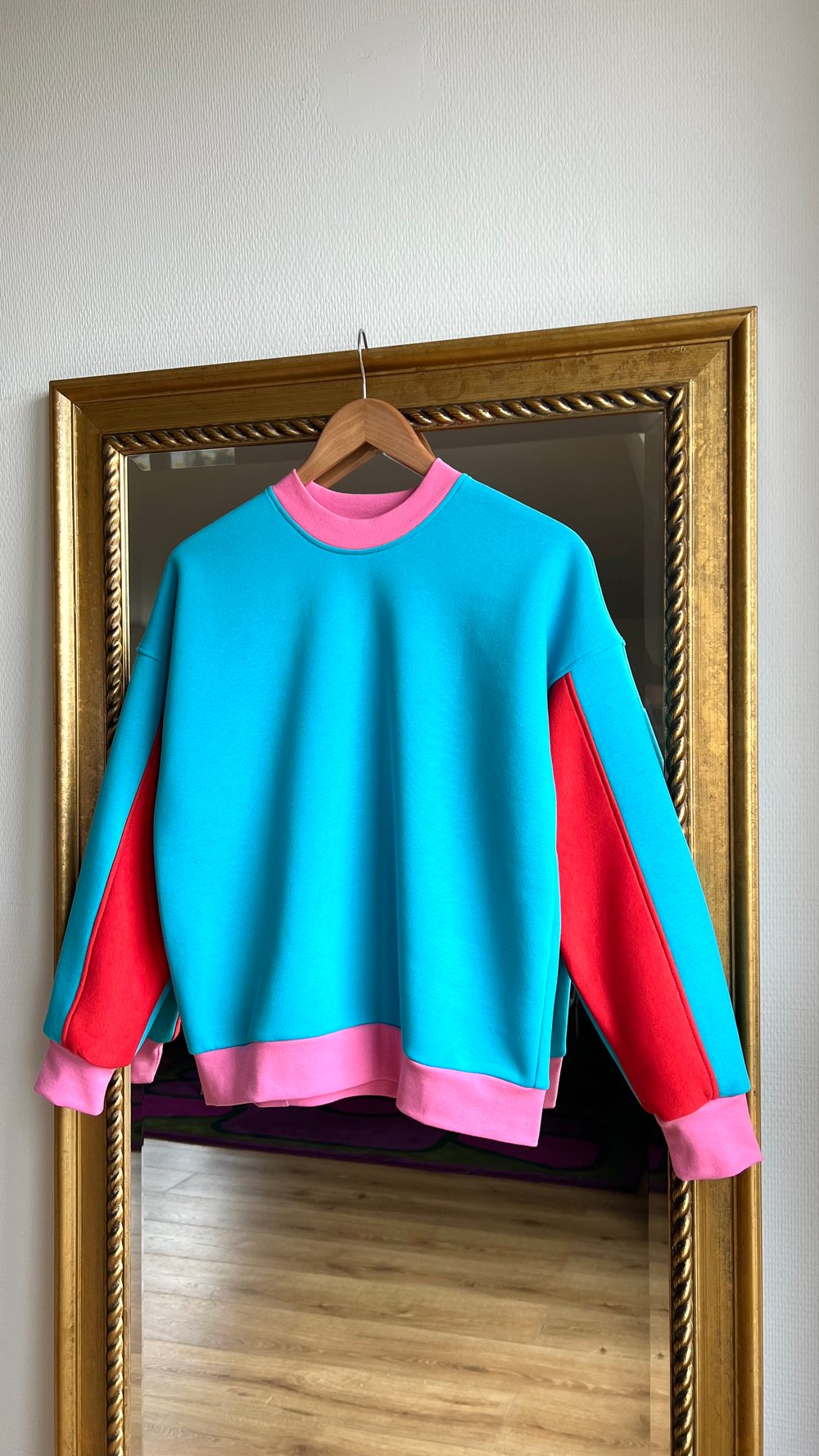 Image of SWEAT ATOLL