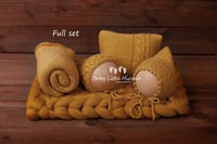 Image 2 of Knitted mustard set