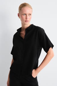 Image 1 of Camisa Lino Bobby Negro 