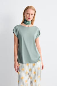 Image 3 of Camiseta Roxana Verde