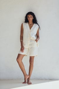 Image 1 of Chaleco Arani Amarillo 