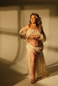 Image 2 of Vivamor Skirt Set