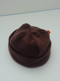 Image 4 of The Polar Fleece Hat in Brown