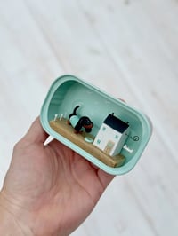 Image 3 of Fancy diorama “Dachshund House”