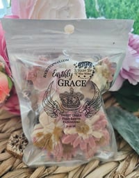 Image 7 of Earthy Grace - A Rocky Top Wax Works exclusive custom houseblend fragrance 
