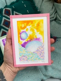 Image 2 of Derrière les montagnes