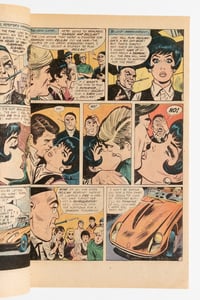 Image 5 of DC Family Giant Issues Set