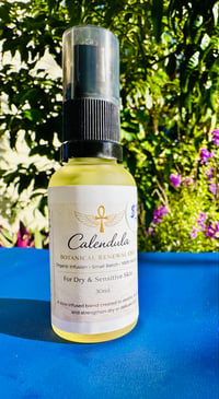 Image 5 of Organic Calendula and Frankincense Oil 30ml