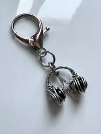 Image 1 of headphone keychain