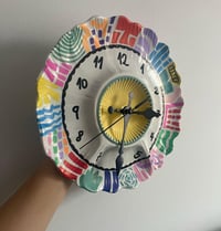 Image 2 of 10" ColorBeat Upcycled Ceramic Plate Clock: Silent Quartz Movement, Colorful Home Decor