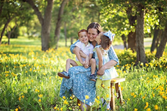 Image of Spring family mini sessions