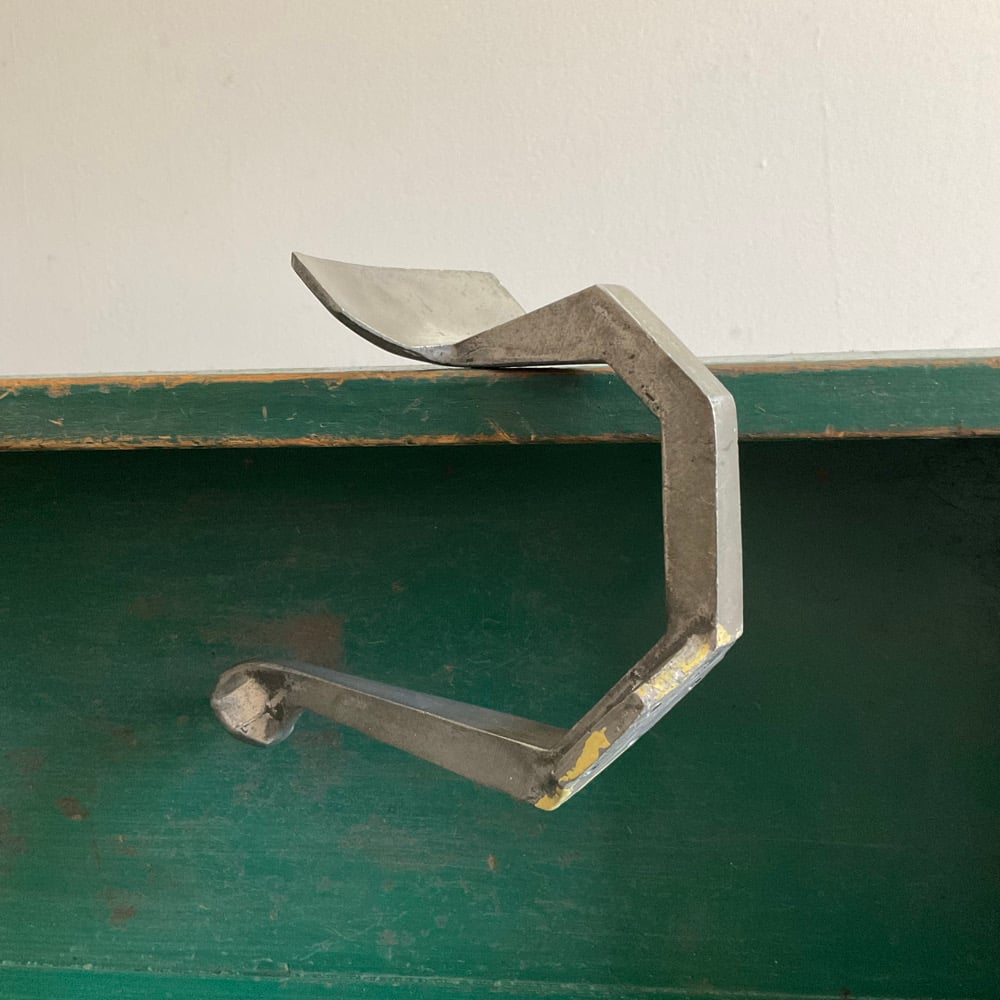 Image of French Hook no.4