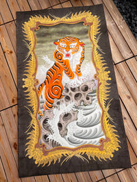 Tiger prints