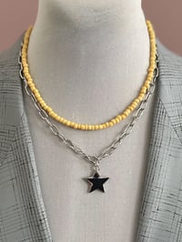 Image 1 of Hasta la Victoria halsketting