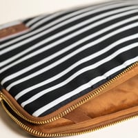 Image 2 of Funda Portátil 13 & 14 Parisina 