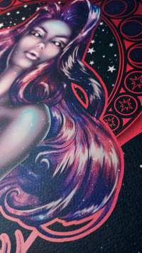 Image 4 of Nix