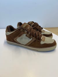 Image 9 of Vintage World Industries shoes size 10