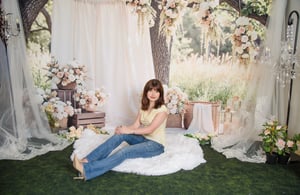 Image of Week of 3/30: π· Heirloom Garden Spring Portrait Sessions π·