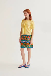 Image 4 of CÁRDIGAN PUNTO FLORAL AMARILLO