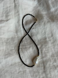 Image 4 of Black Spinel Choker with Baroque Pearl (Silver or Gold) 