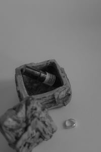 Image 5 of kurinuki box