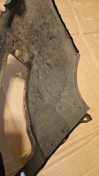 Image 18 of 70-73 240z - Early 74 260z Front lower valance corners - L/R - 005