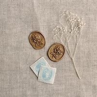 Image 4 of Handmade wax seal - hydrangea | PACK of 10