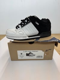 Image 2 of Vintage DVS Celsius size 9