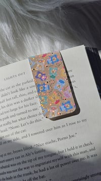 Image 4 of Magnetic Bookmark