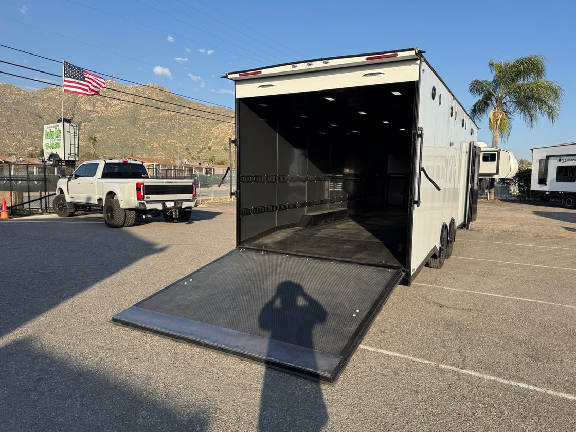 Image of 28'x106''x8' Box trailer