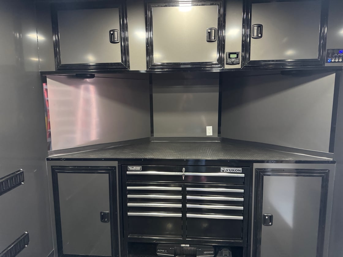 Image of 28'x106''x8' Box trailer