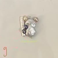 Image 3 of 🥚Sculptural pearls pendant-e/f/g/h