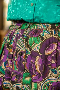 Image 3 of Gonna violet and green