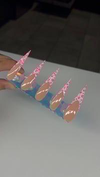 Medium XXL Stiletto Cheetah Print Design 