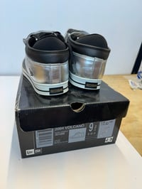 Image 8 of Vintage DC 2094 Volcano Size 9