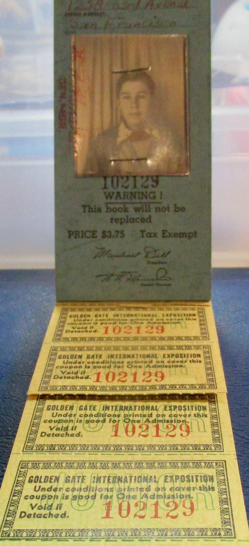 SCARCE 1939-1940 GOLDEN GATE EXPO (GGIE) TICKET BOOK WITH YOUNG MR.  SONDHOUS' PHOTO